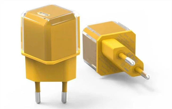 Universeller Mini-Reise-USB-Ladegerät-Adapter